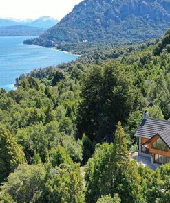 Alternative view of Las Morillas Huemul Lodge