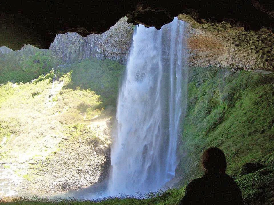 Cascada Santa Ana y Dora