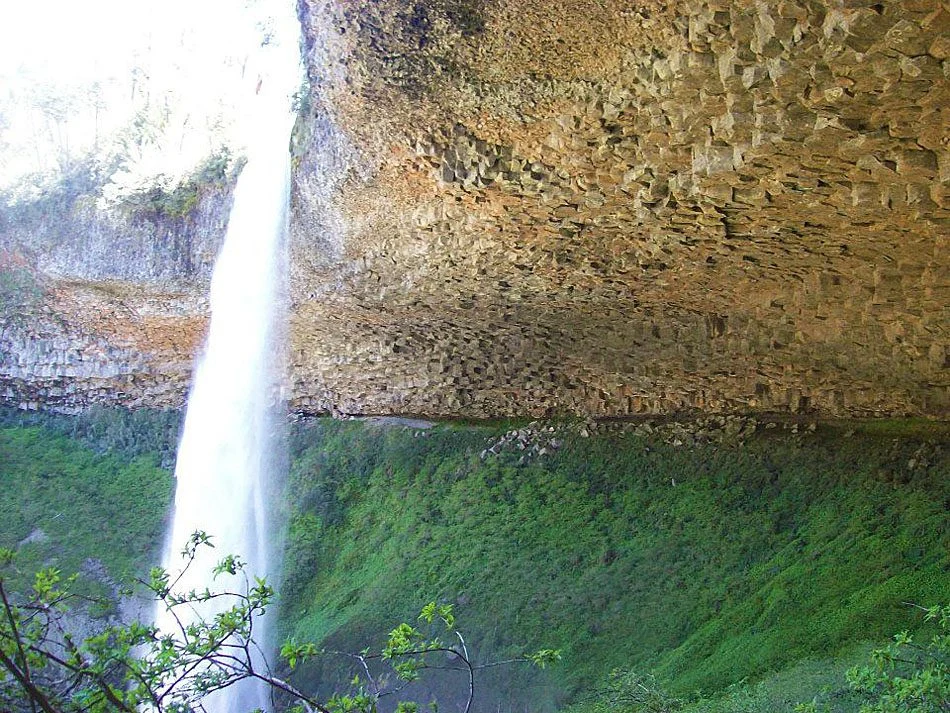 Cascada Santa Ana y Dora